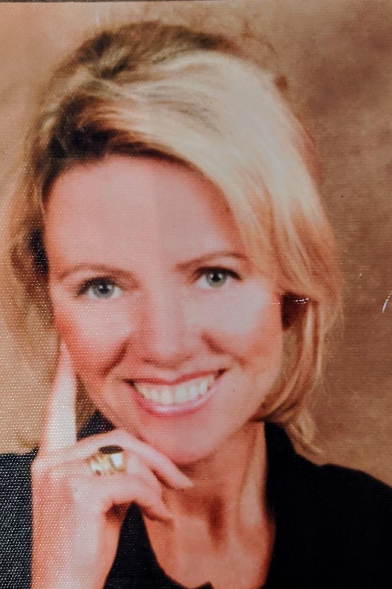 Helfer Andrea aus Solingen