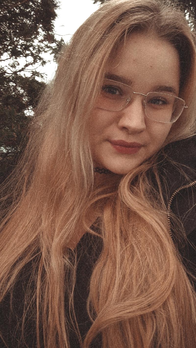 Helfer Jessica aus Jena